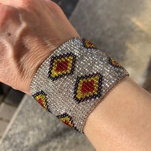 🌷3 for$25🌷Unbranded, US OS, Silver Red Yellow Purple Bead Cuff Bracelet, NWOT